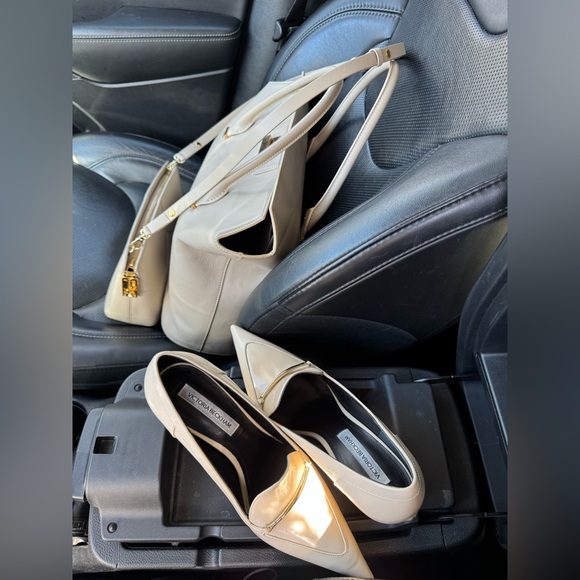 The Row Carryall 14 in Ecru leather - Picture 6 of 17